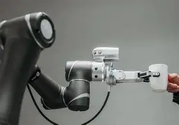 机器人出口合规认证:CE/UL/CR三大体系对比